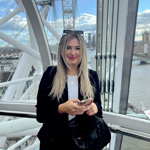 Lynn Calomeni
